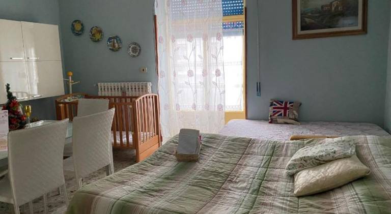 Apartment with 2 rooms for 6 persons — photo 2