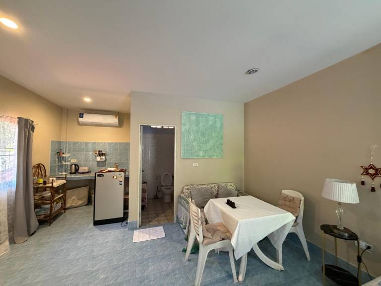 Rustic apartment at the beach — photo 4
