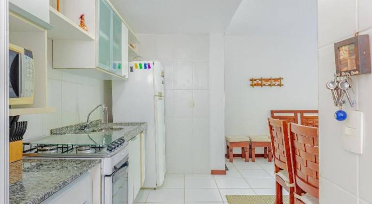 Holiday apartment with pool — photo 4