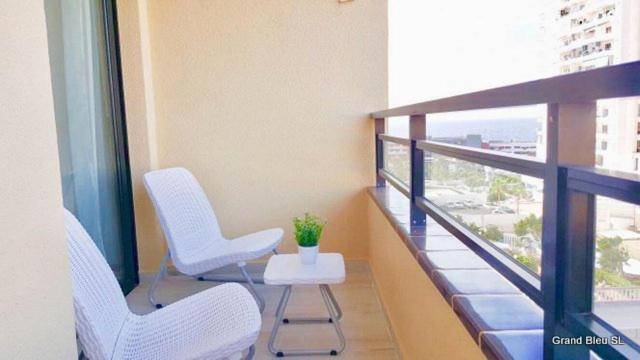 Holiday apartment with terrace & pool — photo 5