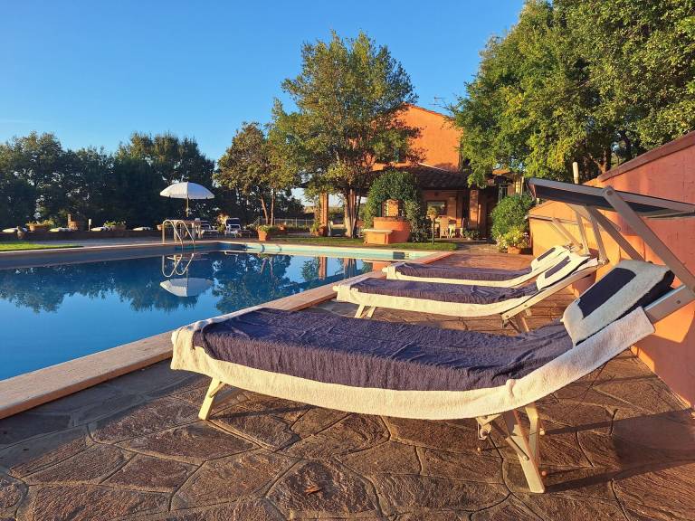 Villa with terrace, private pool & barbeque — photo 4