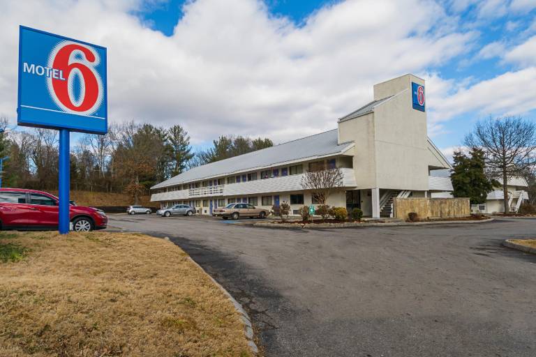 Motel 6 Knoxville, TN - North in Powell, TN