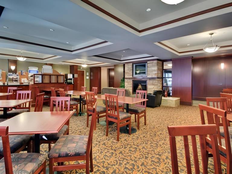 Holiday Inn Express Hotel & Suites Sherwood Park-Edmonton Area By IHG — photo 5