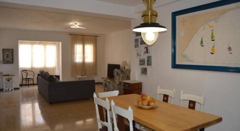 Holiday apartment | Beach nearby | Pet-friendly in Cambrils