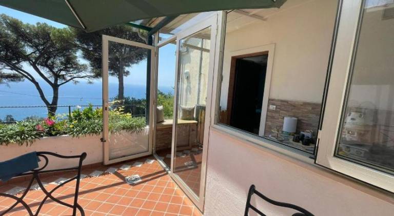 House with yard & patio | Next to the beach | Pet-friendly — photo 3