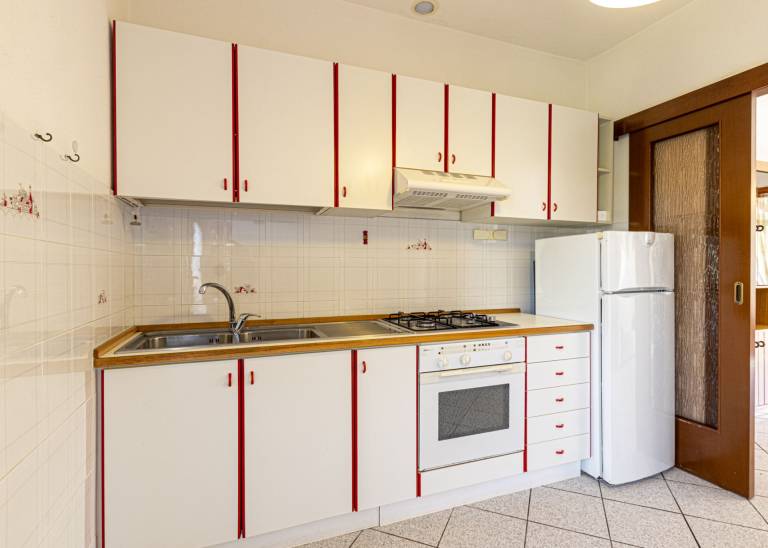 Apartment Zelda, well-furnished, in a strategic location in Marina di Campo, close to the beach, wit — photo 4