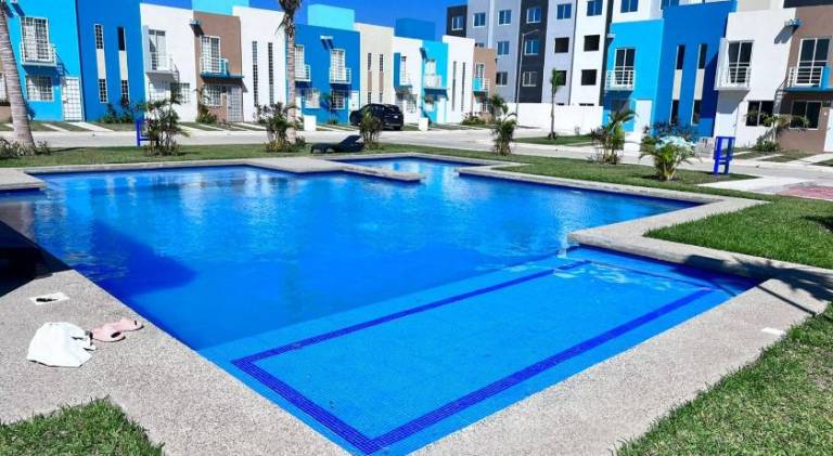 Holiday apartment with pool — photo 2