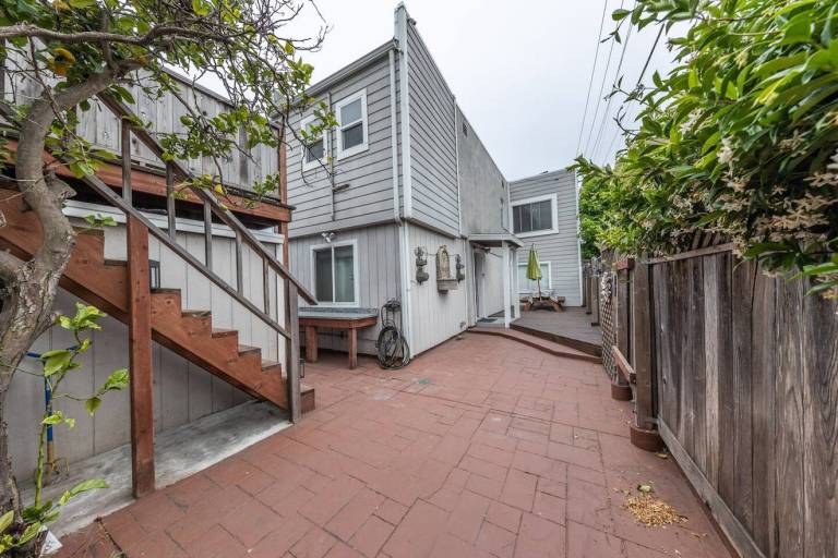 House | Pets allowed in South San Francisco, CA
