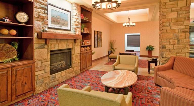 Holiday Inn Express & Suites Gallup East By IHG — photo 2