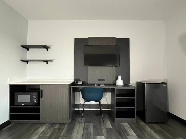 Studio 6 Suites Urbana, IL — photo 5