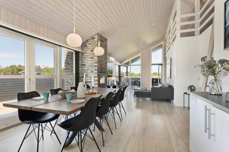 Fully equipped big house with hot tub, barbecue & sauna | Pets allowed — photo 4
