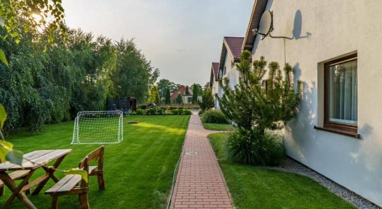 Pleasant house with BBQ, yard & patio | Pet-friendly — photo 3