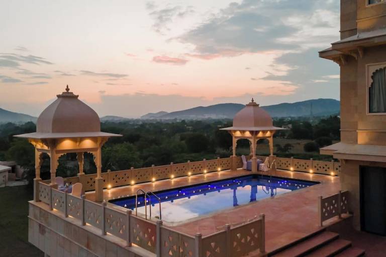 Traavista Aravali Mahal