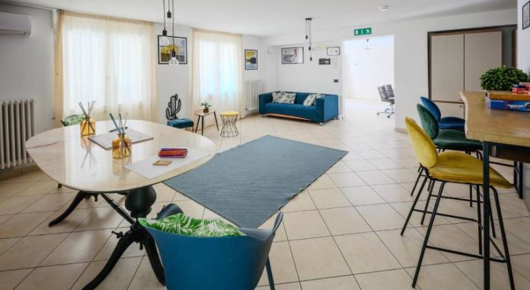 Serviced apartment with terrace | Good for workation — photo 3