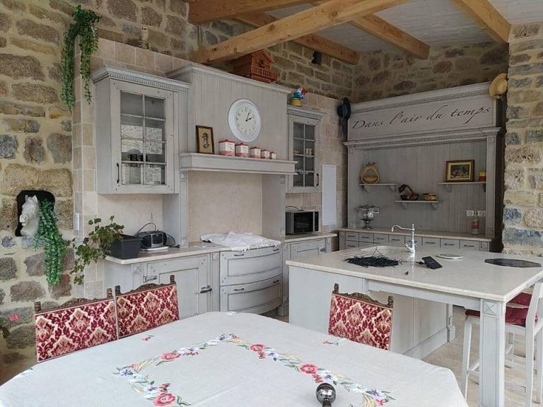 Gite with terrace — photo 2