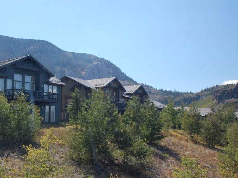 Condo  Mammoth Lakes
