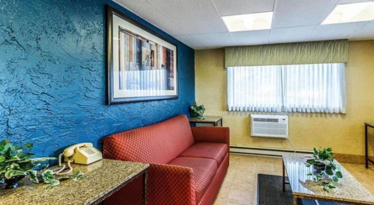 Motel 6 Green Bay, WI - Lambeau — photo 4