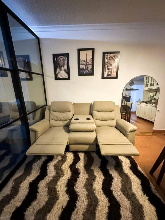 Holiday apartment with pool | Good for workation | Dogs allowed in Quezon City