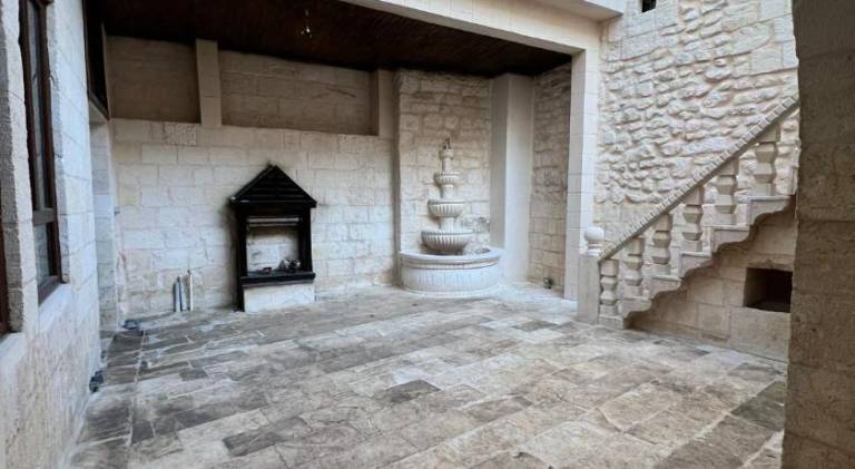 Vacation home with patio & yard — photo 4