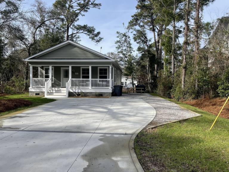 House Emerald Isle