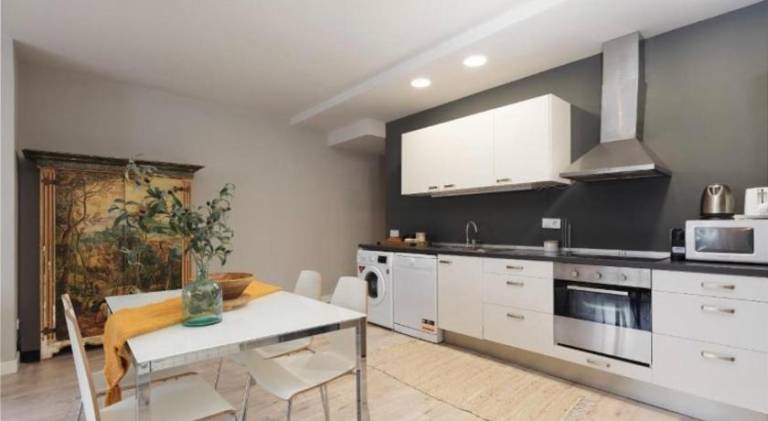 Rental apartment | Near Casa Milà — photo 4
