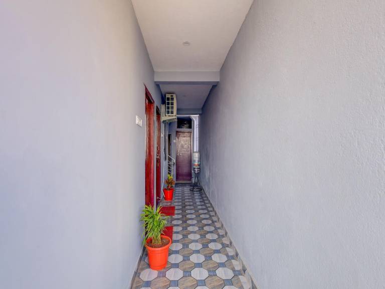 Hotel O Ram Residency