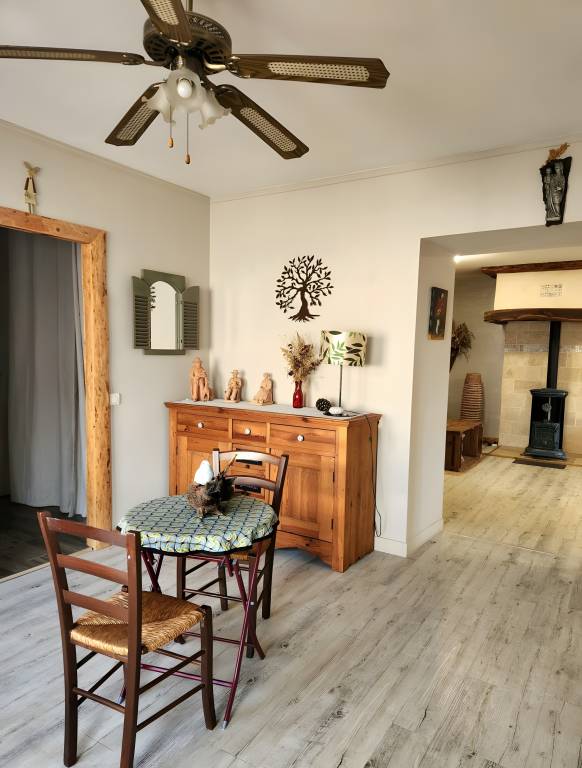 Cottage with patio & BBQ — photo 5
