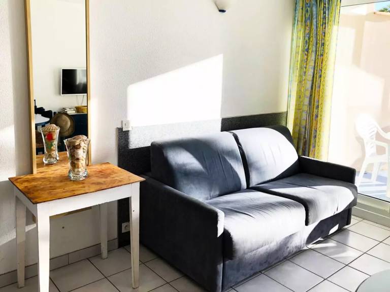 Rental apartment with patio & pool | Beach nearby | Dogs allowed — photo 2