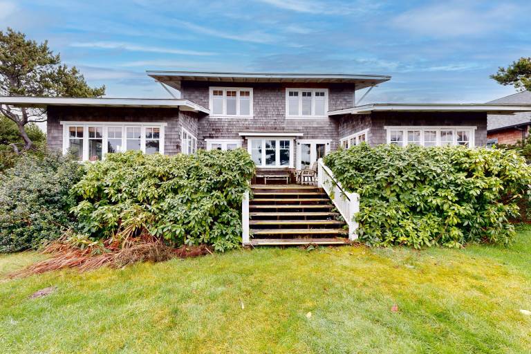 House Gearhart