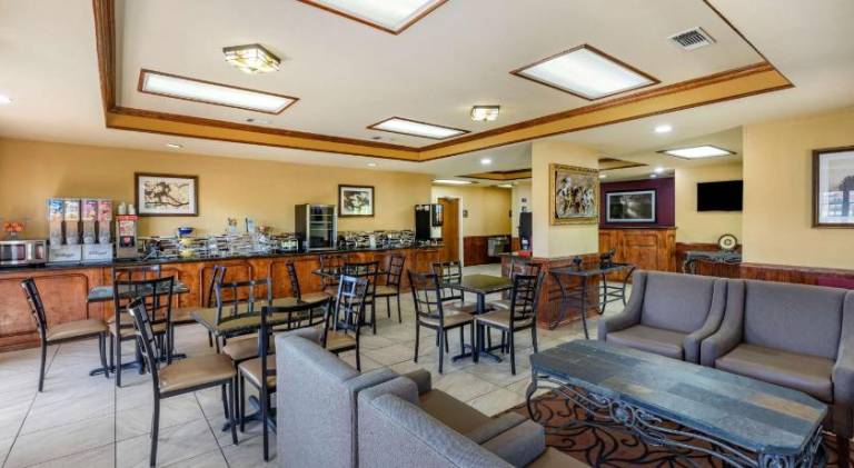 Best Western Lindale Inn — photo 4