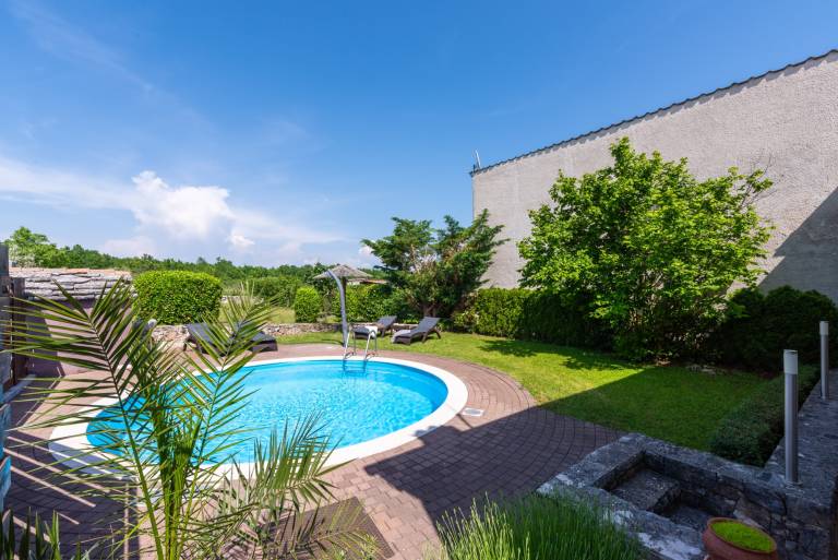 House with garden, patio & private pool | Mountain view — photo 4