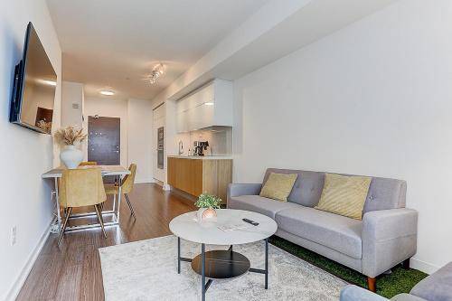 Serviced apartment  Downtown