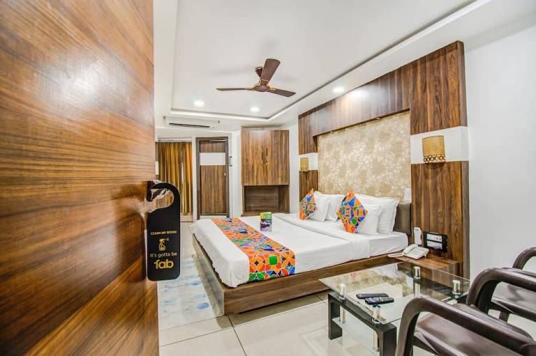 FabHotel Rajnandani Residency