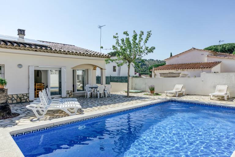 Holiday Home 'Allegra' with Private Pool, Wi-Fi and Air Conditioning — photo 2