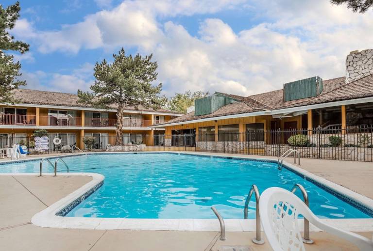 Motel  Reno