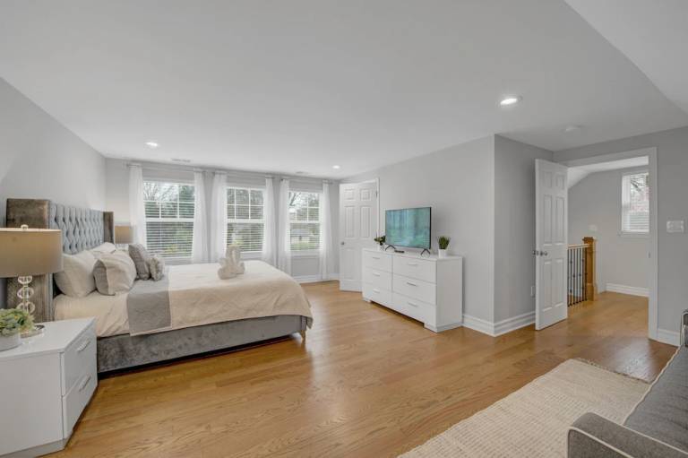 House  Cranbury Township