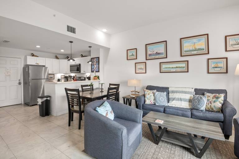 Child-friendly condo with jacuzzi & heated pool | Water view | Close to the beach | Dogs allowed — photo 3