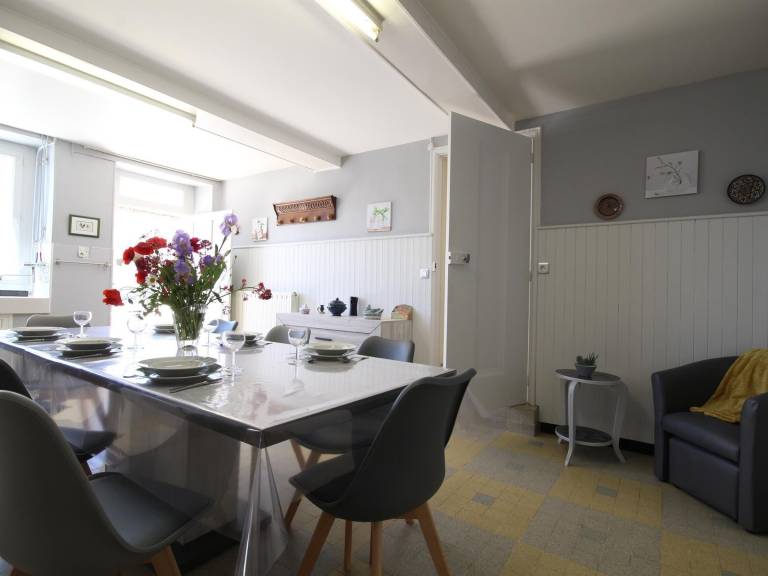 Family house with garden and fireplace on the Crémant Route — photo 5