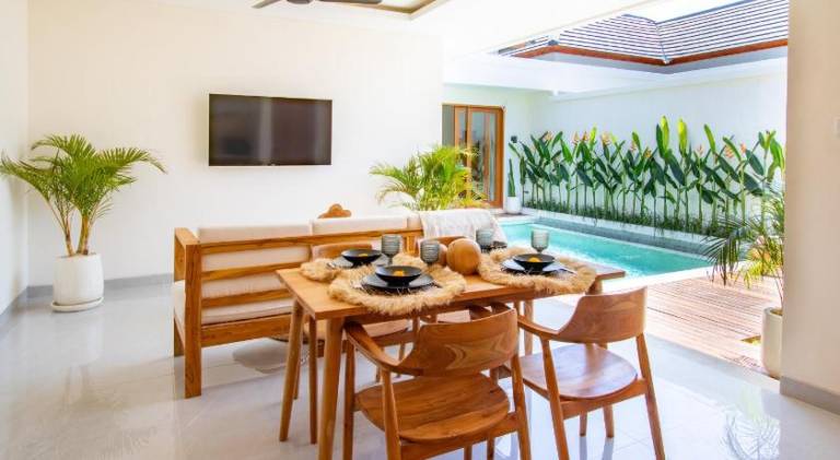 Villa with private pool, yard & grill | Good for workation — photo 4