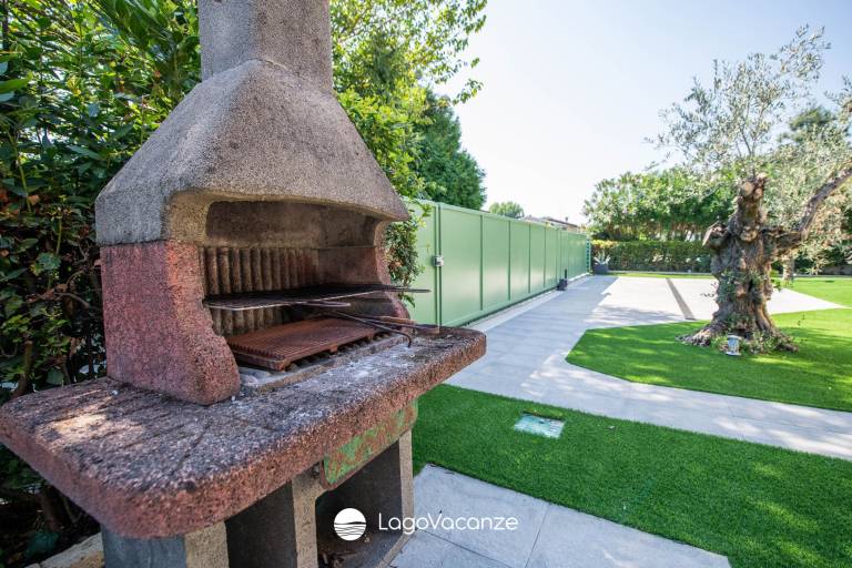 Villa with garden, private pool & BBQ — photo 2