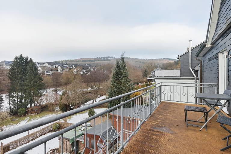 Apartment 'Klose' with Private Terrace, Balcony and Wi-Fi — photo 3