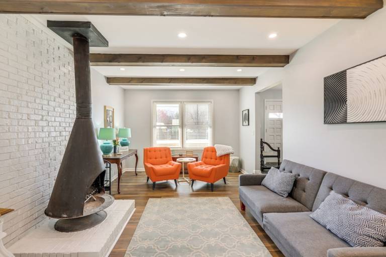 Cottage Macon