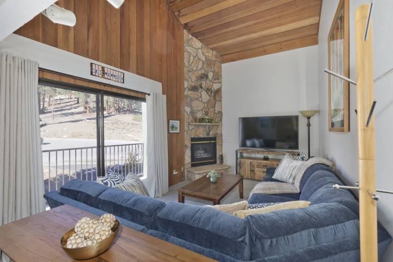 Children-friendly condo with private pool | Ski nearby | Pet-friendly — photo 2