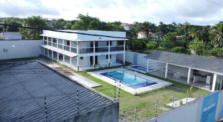 House with pool — photo 3