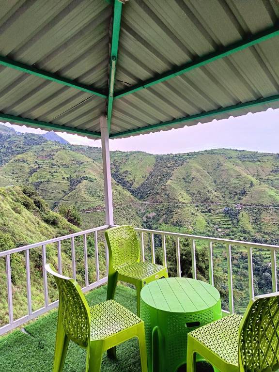 Mountain View hotel and restaurant in Chakrata