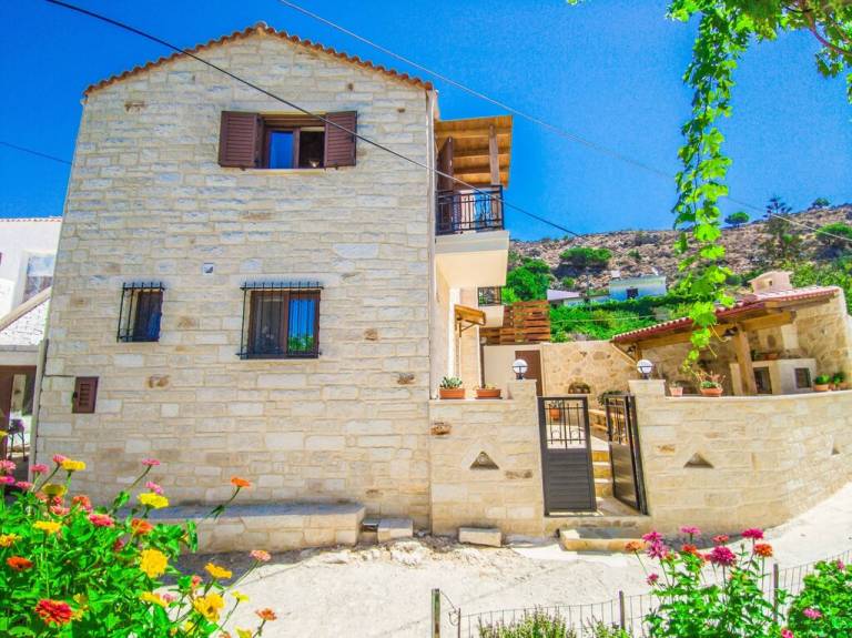 σπίτι Ravdoucha