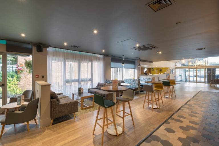 Holiday Inn Swindon By IHG — photo 5