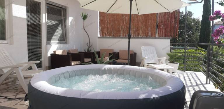 Holiday apartment with terrace, yard & barbecue | Garden view in Vodice