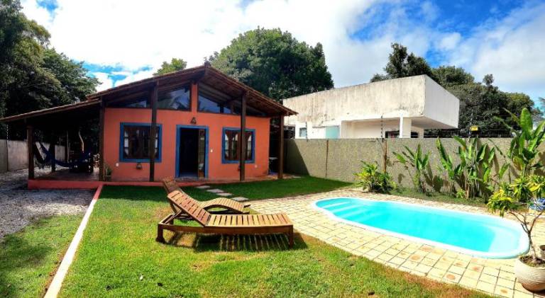Vacation home with pool — photo 3