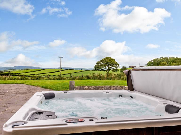 Cottage  Llannefydd